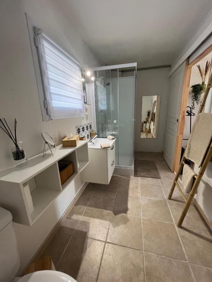 Studio Chez Joss Istres Εξωτερικό φωτογραφία