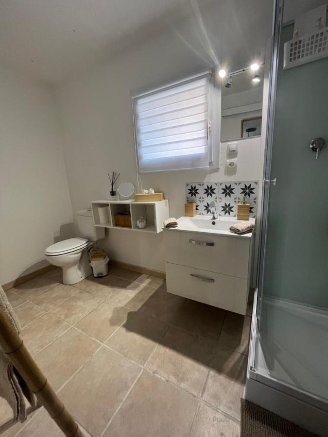Studio Chez Joss Istres Εξωτερικό φωτογραφία